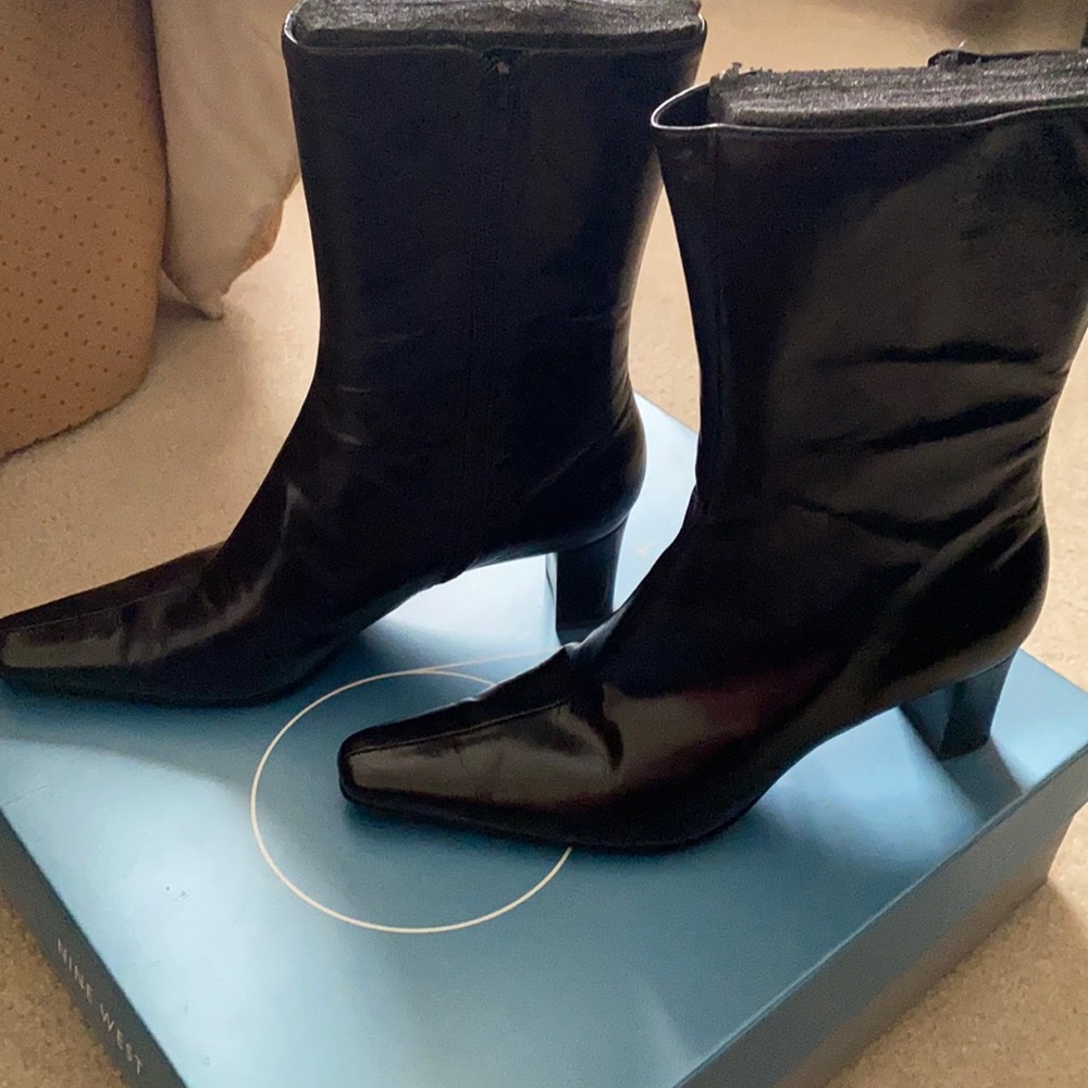 Women’s shoes
